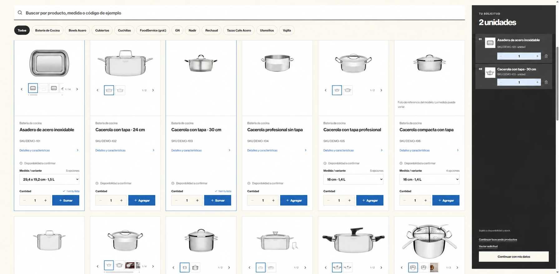 Captura del catálogo de equipamiento gastronómico con productos, códigos de ejemplo y una solicitud de dos artículos.